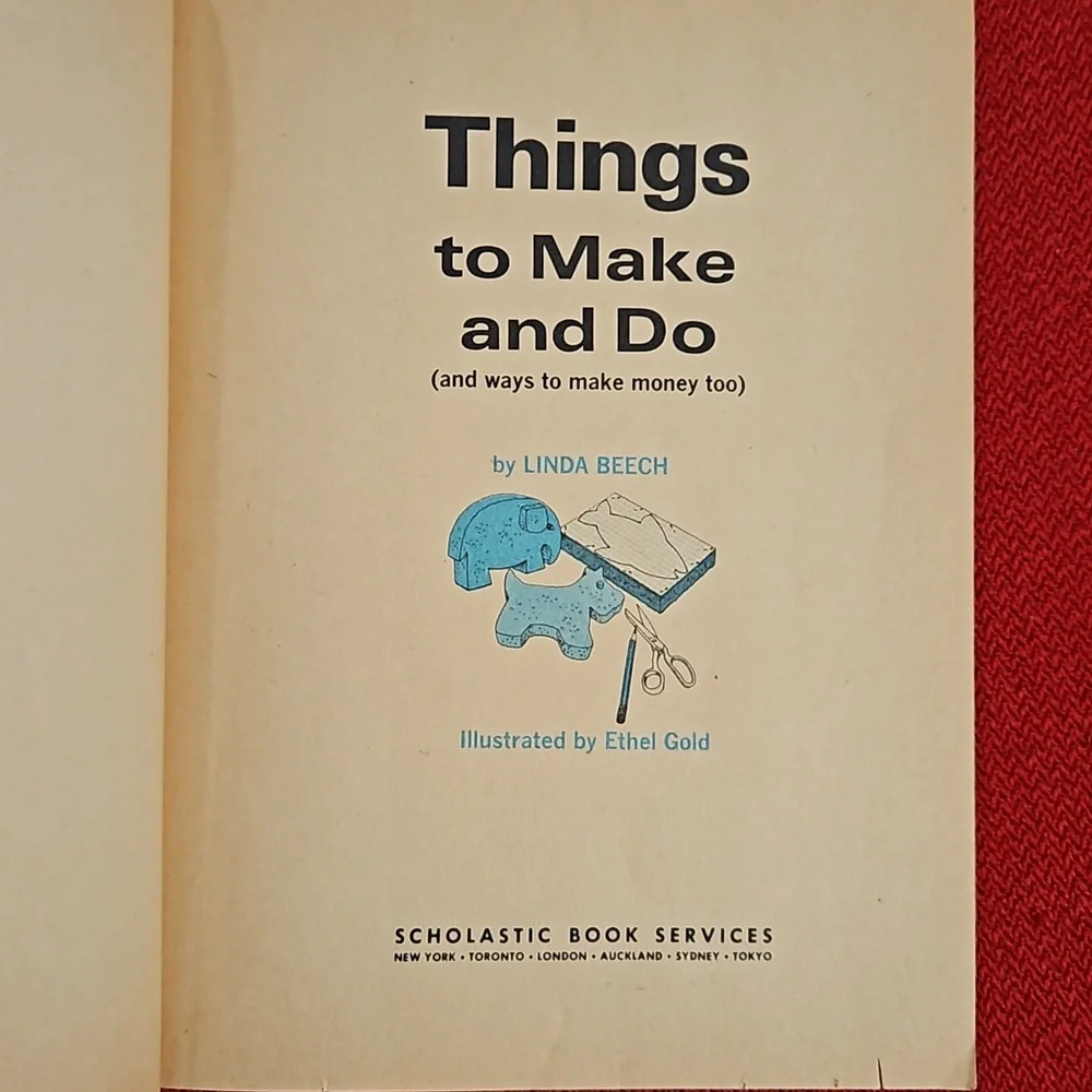 THINGS TO MAKE AND DO Vintage Scholastic Book Services 1972 Excellent Condition